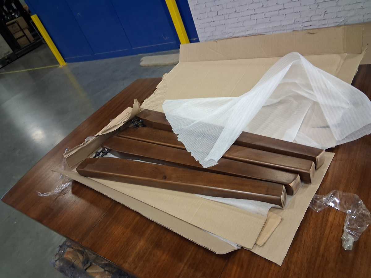 Lyncott Dining Extension Table - Gallery Image 6